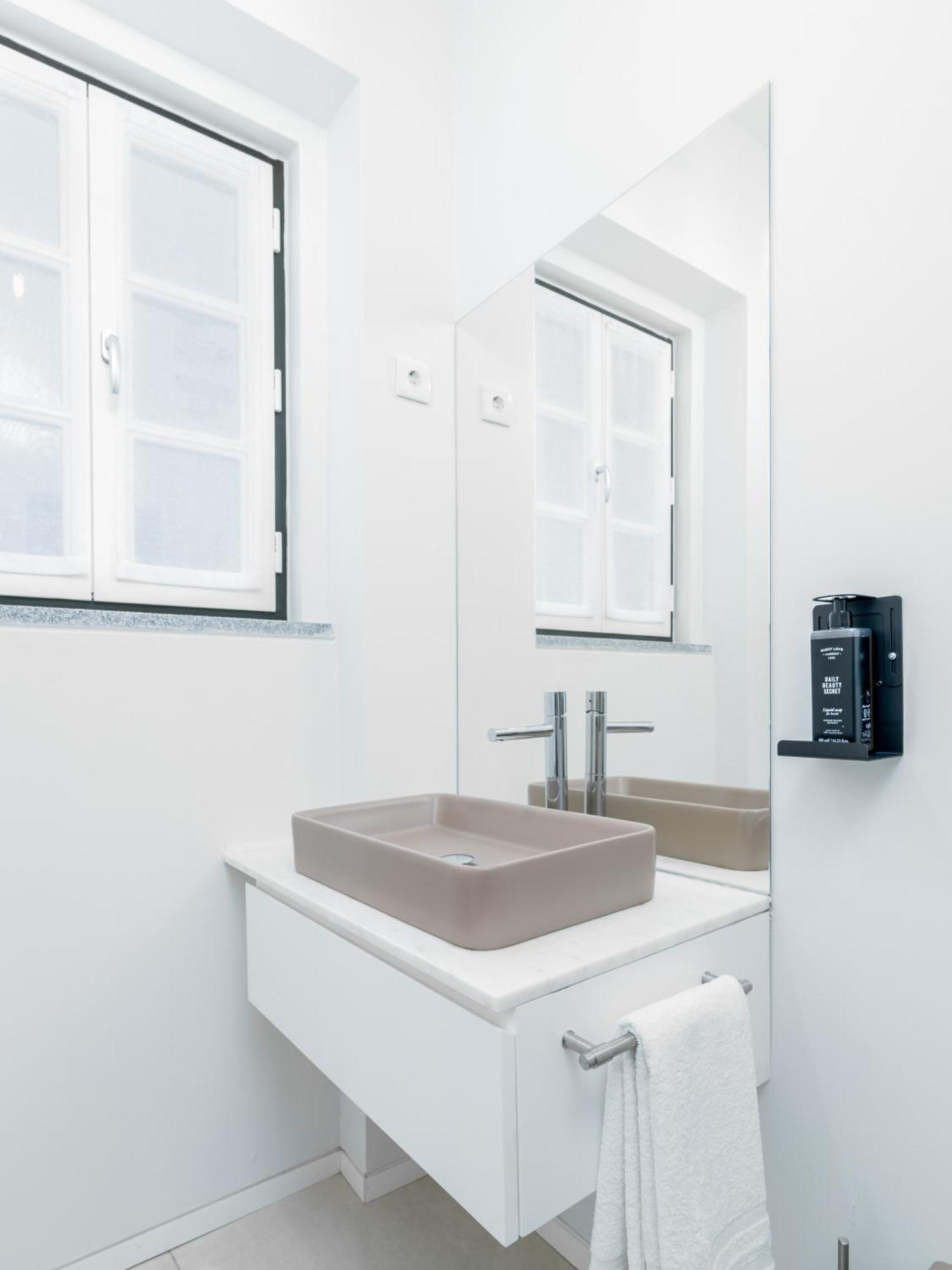 Limehome Evora Rua De Machede 61 الغرفة الصورة